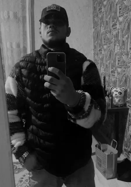 Я Tolea, 19, из Каушаны, ищу знакомства на одну ночь