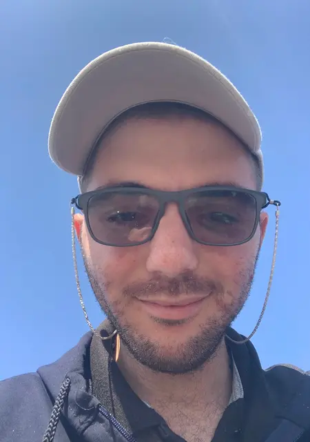 Gabriel из Роман, мне 29, познакомлюсь для постоянных отношений