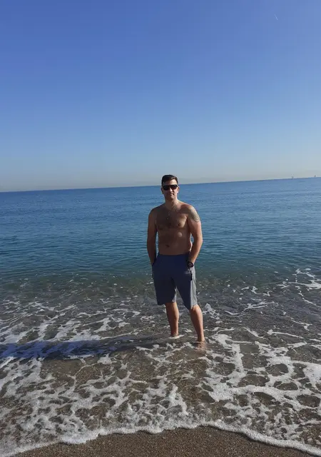 Алекс из Лиды, ищу на сайте общение