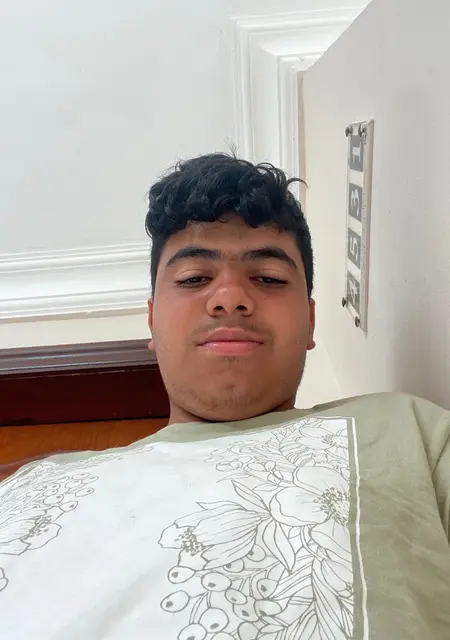 Я Karim, 20, знакомлюсь для общения в Каире