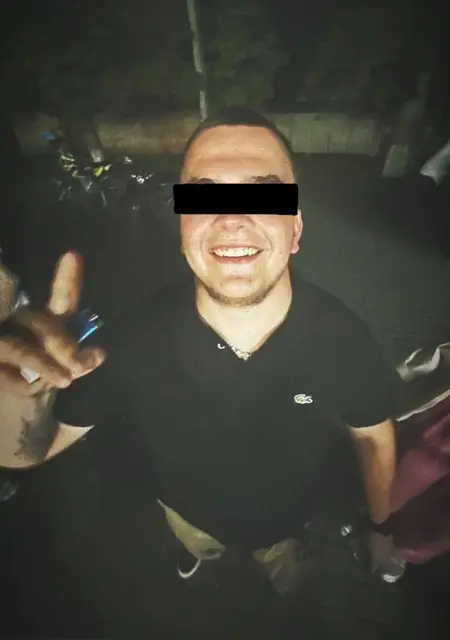 Валентин з Івано-Франківська, мені 21 років, познайомлюсь для спілкування