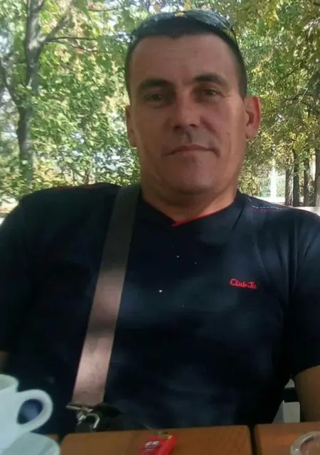 Я Вадим, 43, из Бухареста, ищу знакомство