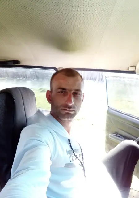 Саша из Беляевки, мне 37, познакомлюсь без обязательств