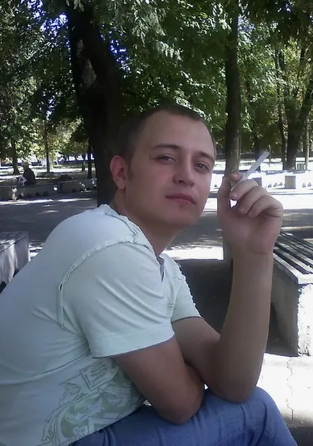 Илья из Синельникова, мне 38, познакомлюсь для вирта