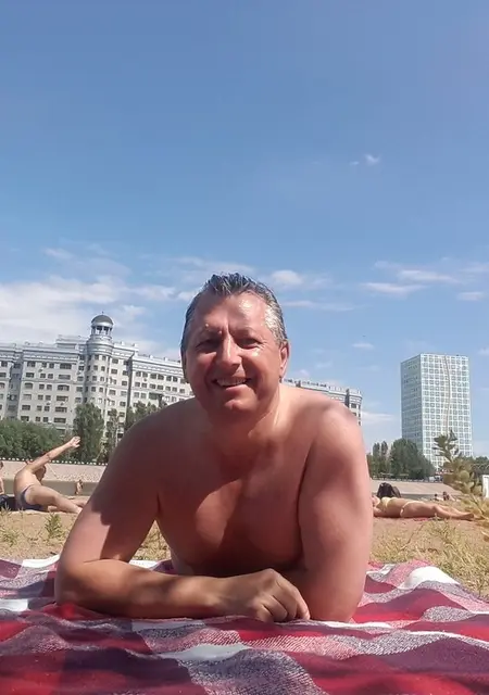 Анджей из Астаны, ищу на сайте знакомства на одну ночь