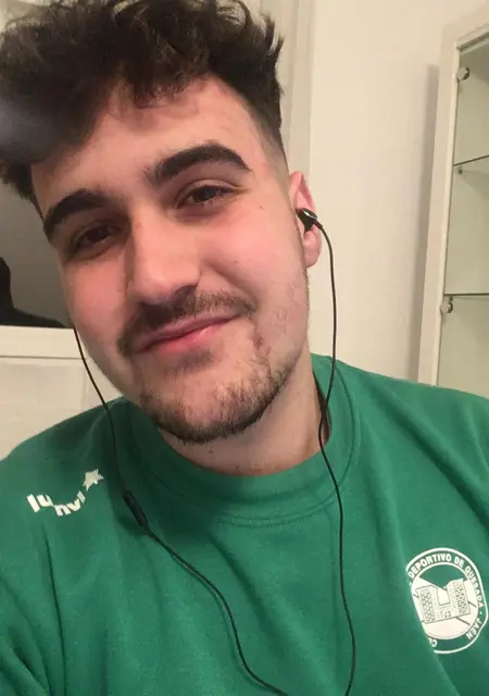 Soy Yyy, 21 años, conociéndome para pasatiempo agradable en Granada