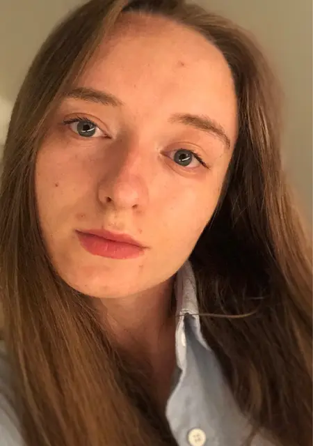 Julia из Салоников, ищу на сайте знакомства без обязательств