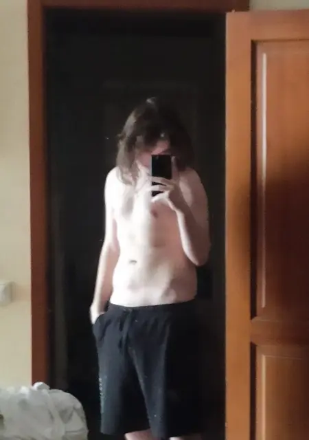 Я Кирилл, 20 років, знайомлюсь без зобов'язань у Харкові