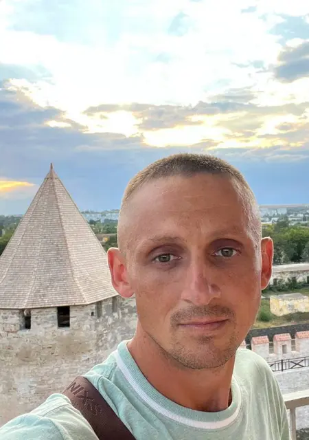 Вадим из Тирасполя, ищу на сайте знакомства без обязательств