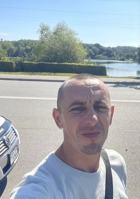 Moderated з Одеса, шукаю на сайті дружбу