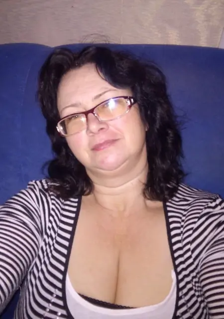 Я Ирина, 48, из Балаклеи, ищу знакомство для вирта