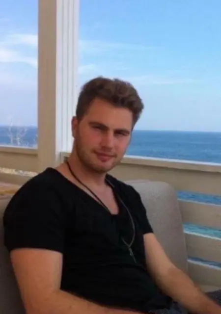 Никита из Берлина, ищу на сайте приятное времяпровождение