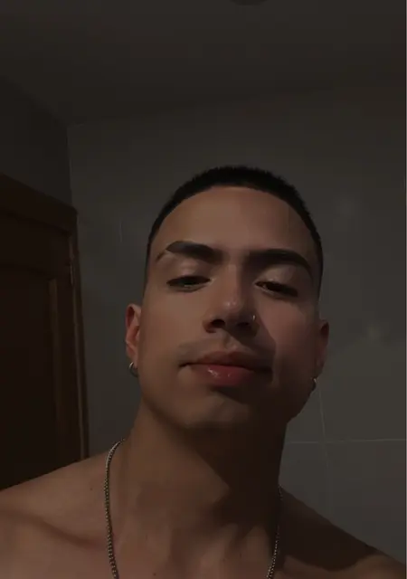 Moderated de Almería, tengo 23 años, listo para conocer para chatear