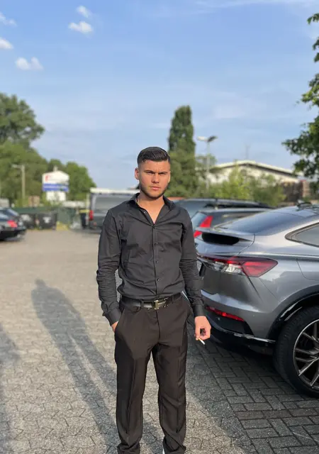 Я Ahmad, 20, из Дюссельдорфа, ищу знакомство для общения