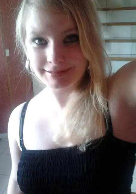 Amandine из Парижа, мне 29, познакомлюсь