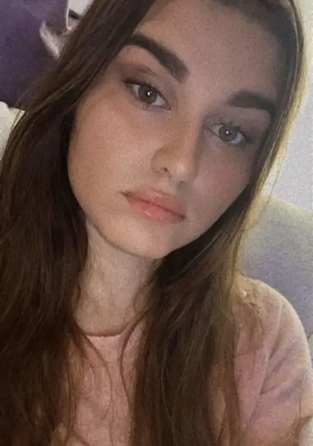 Я Eva, 21, знакомлюсь в Париже