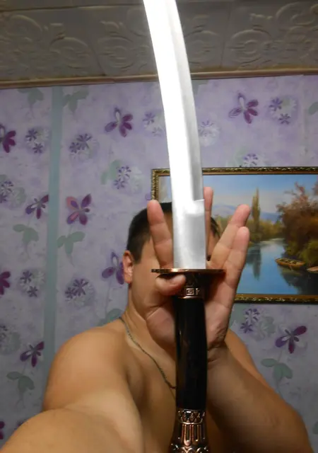 Виталий из Лисичанска, ищу на сайте знакомства на одну ночь