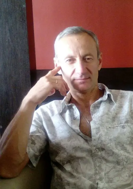 Я Юрий, 58, знакомлюсь в Харькове