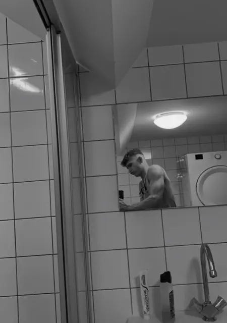 Я Filip, 23, знакомлюсь без обязательств в Херлен