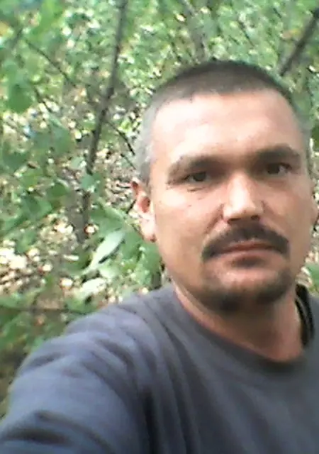 Вован з Черкас, шукаю на сайті знайомства без зобов'язань