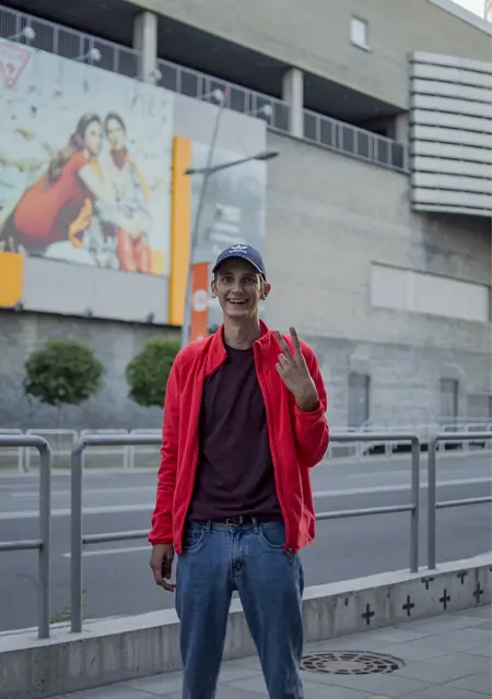 Александр из Новомосковска, ищу на сайте знакомства без обязательств