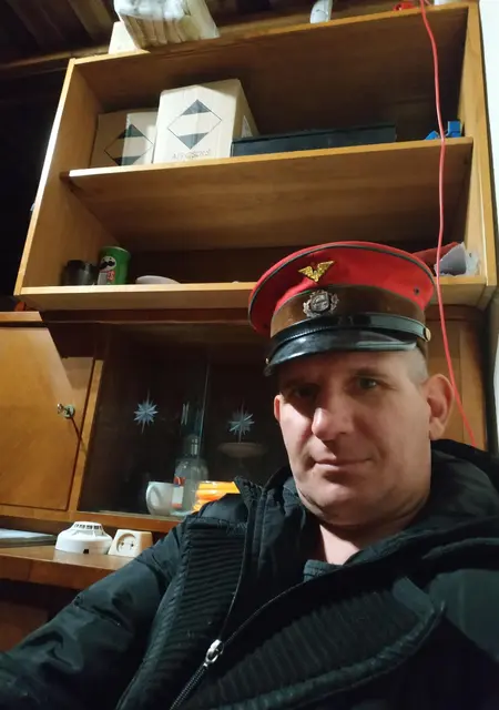 Батлер из Полоцка, мне 48, познакомлюсь на одну ночь