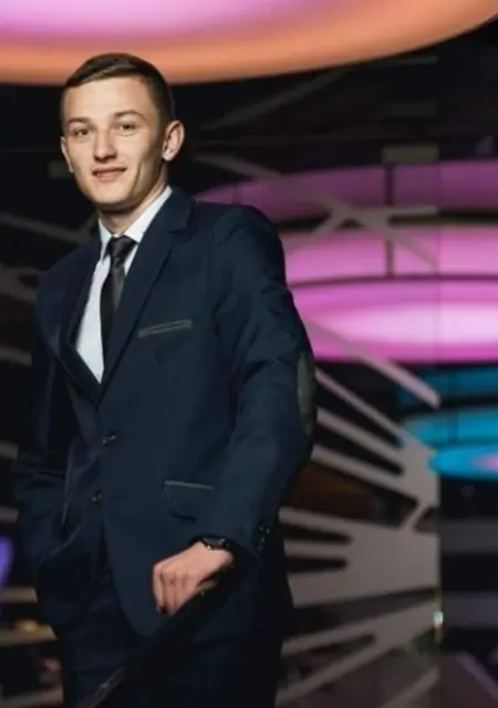 Robika из Бухареста, мне 41, познакомлюсь