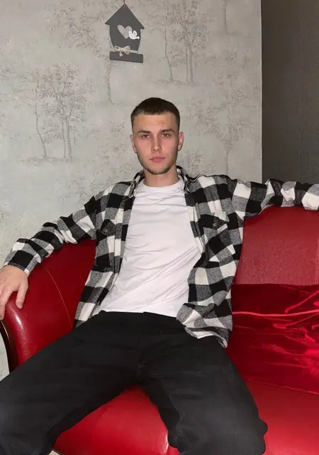 Я Danil, 20, из Харькова, ищу знакомство для общения