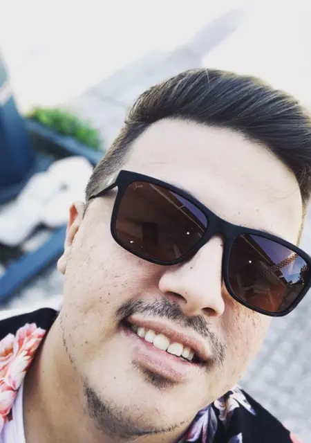 Я Christos, 31, из Афин, ищу знакомство