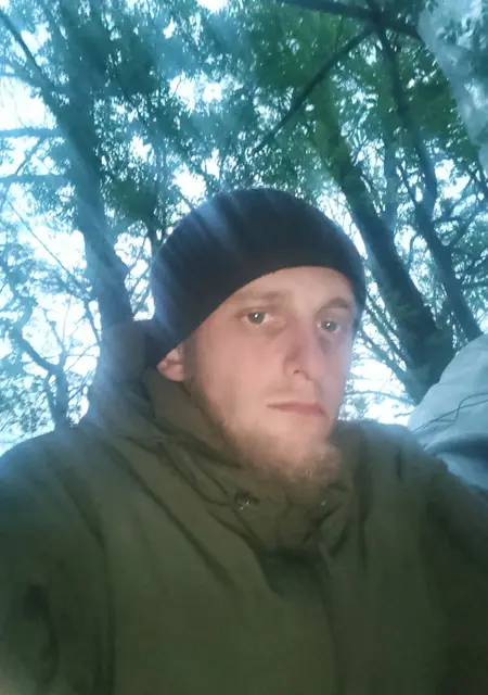 Джендос з Ясинувата, мені 29 років, познайомлюсь на одну ніч