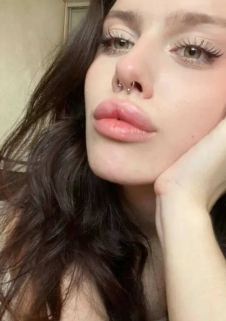 Anya from London, 25 years old, ready to meet for pleasant pastime