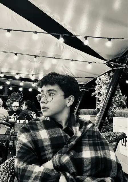 Я Еркебулан, 18, из Астаны, ищу знакомства без обязательств