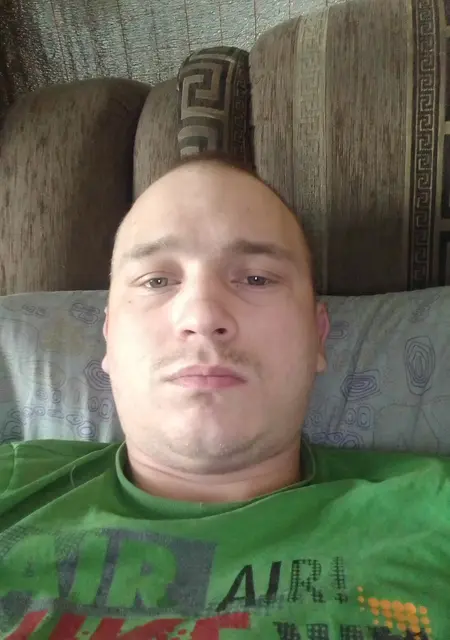 Я Дима, 30, из Первомайска, ищу знакомства без обязательств