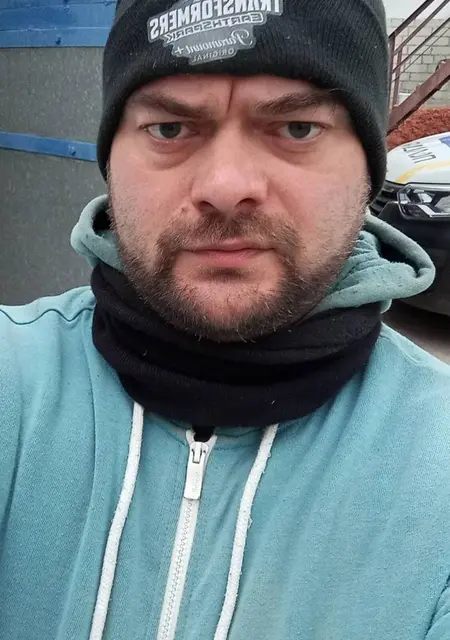 Я Игорь, 39, знакомлюсь для постоянных отношений в Чернигове