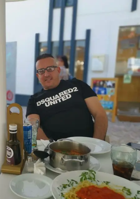 Said из Фрайбург-им-брайсгау, ищу на сайте общение