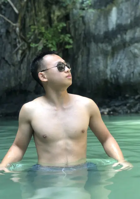 Сергей из Алматы, мне 25, познакомлюсь на одну ночь