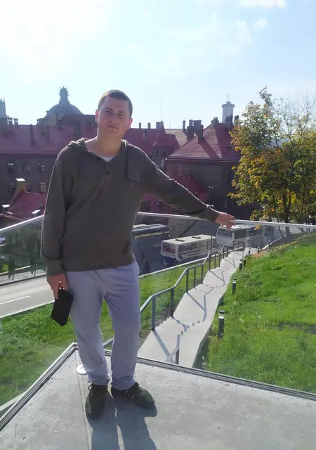 Я Ярослав, 29, из Новограда-Волынского, ищу знакомства без обязательств