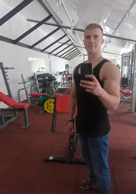 Alexander из Витебска, мне 33, познакомлюсь для общения