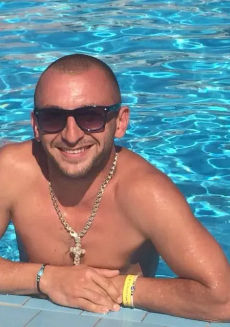 Владислав из Краматорска, ищу на сайте знакомства на одну ночь