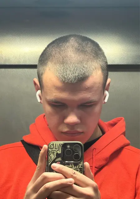 Юра из Житомира, ищу на сайте знакомства на одну ночь