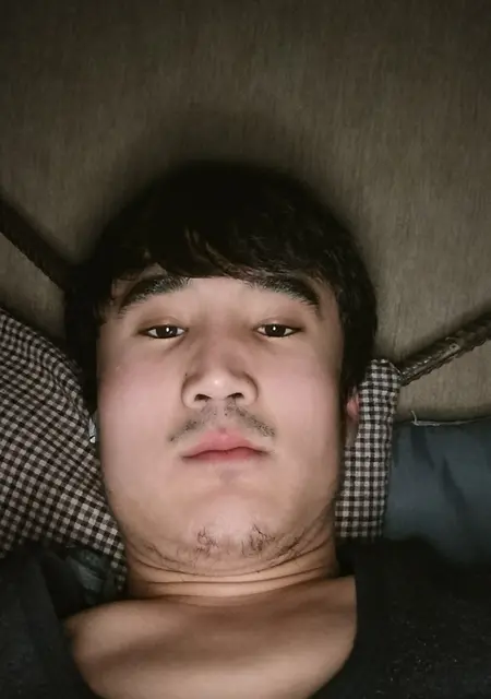 Sherdor из Кишинёва, мне 22, познакомлюсь для приятного времяпровождения