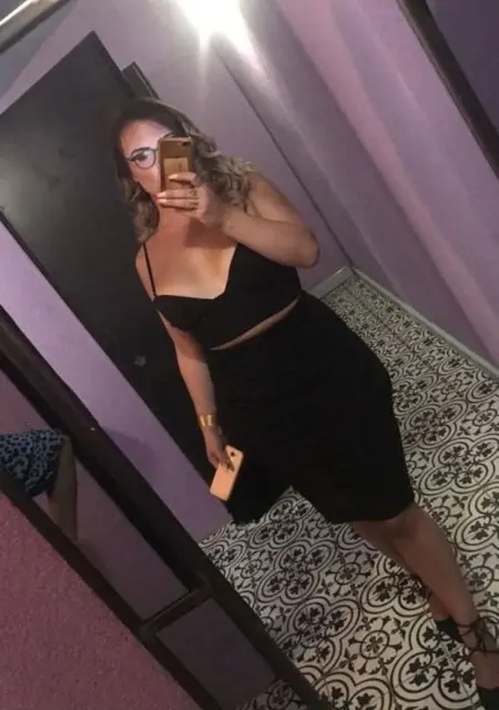 Я Cansu, 24, знакомлюсь в Стамбуле