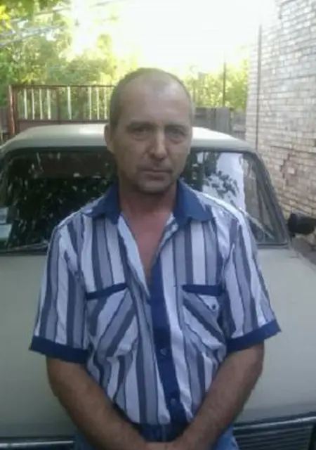 Я Aleksandr, 57, знакомлюсь без обязательств в Горловке