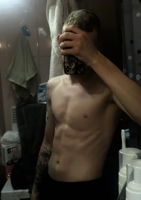 Я Сергей, 19, знакомлюсь на одну ночь в Николаеве