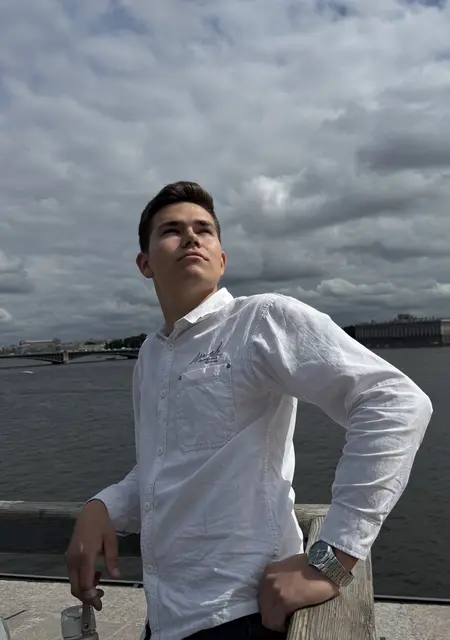 Я Даниил, 18, из Берлина, ищу знакомство для дружбы