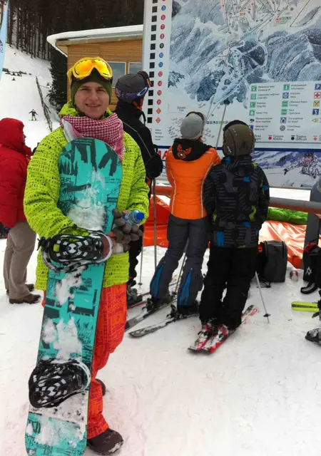 Чарли Харпер из Херсона, ищу на сайте знакомства на одну ночь