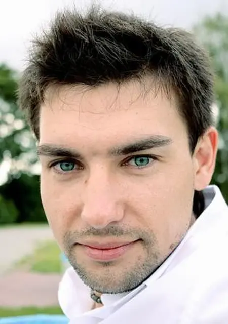 Евгений з Чернівців, шукаю на сайті знайомства без зобов'язань