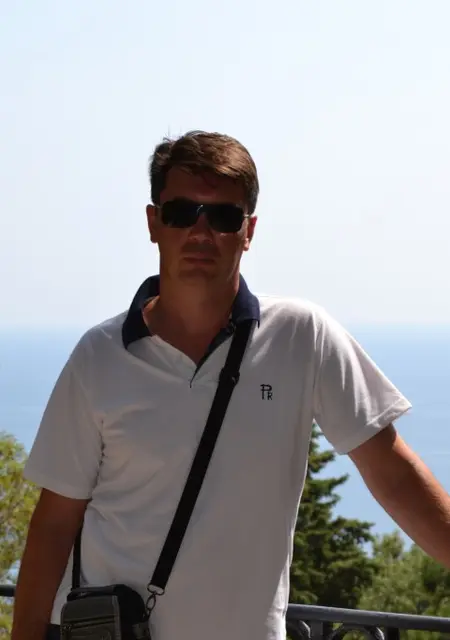 Я Olegon, 50, из Луганска, ищу знакомство для дружбы