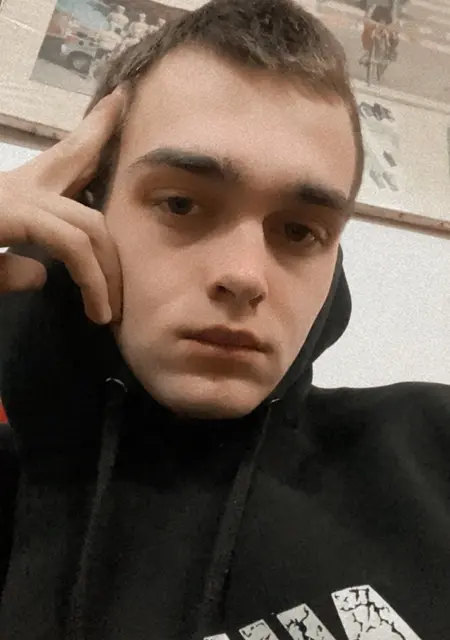 Дмитрий из Алматы, мне 24, познакомлюсь на одну ночь