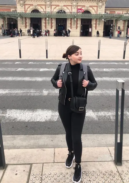 Я Олександра, 34, из Дружковки, ищу знакомства без обязательств